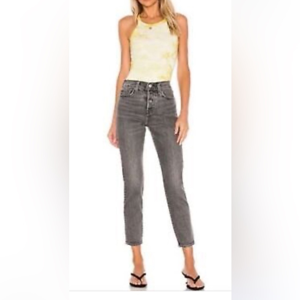 Women’s  Levi's Wedgie Iconic Jeans. Size 24. Grey.